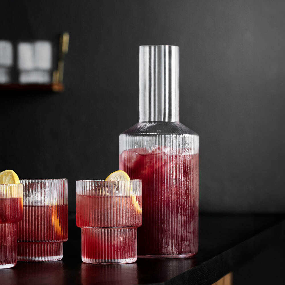 Glasses and carafes | DesignVille
