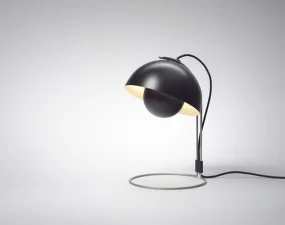 Flowerpot VP4 Table Lamp, matt black
