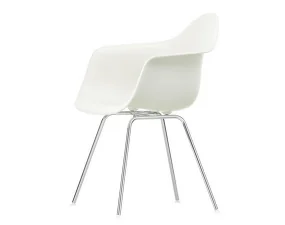 Eames Plastic Armchair DAX, white
