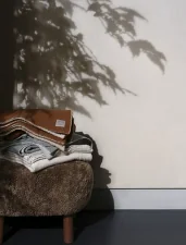 Little Petra ATD1 Pouf, oak/sheepskin Honey