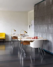 Pavilion AV16 Desk, oak / mushroom linoleum