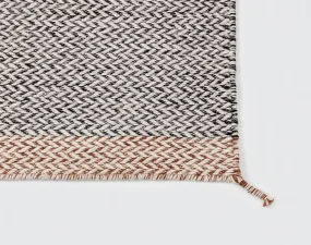 Ply Rug 85x140, black-white