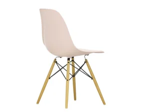 Eames Plastic Side Chair DSW, pale rose
