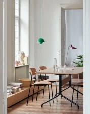 Pavilion Dining Table AV24, clear oak / black base