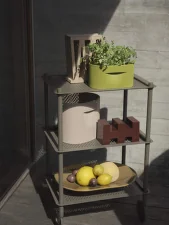 Ridge Planter H24, off-white