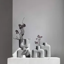 Cobra Vase Uno Mini, dark grey