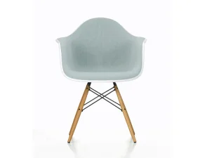 Eames Plastic Armchair DAW, full padded