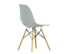 Eames Plastic Side Chair DSW, light grey