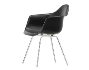 Eames Plastic Armchair DAX, deep black