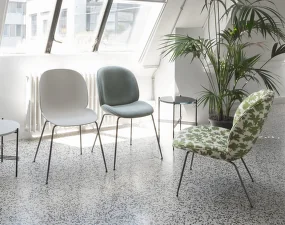Beetle Chair, black matt / alabaster white