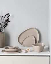 Curve Platter Plate, sand
