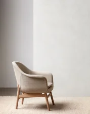 Harbour Lounge Chair, natural oak / Bouclé 02