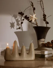 Stala Candle, sand