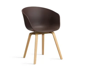 AAC 22 Chair Oak Veneer, raisin
