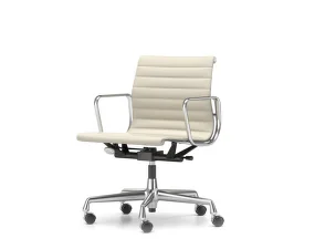 Aluminium Chair EA 118, clay / polished