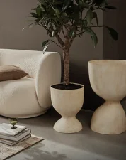Evoke Pot Tall, warm sand