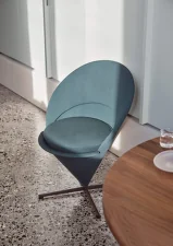 Cone Chair, Tonus red