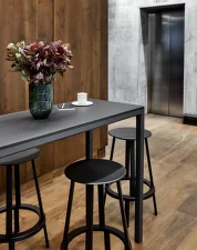 Revolver Bar Stool H75, black