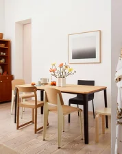 .03 Chair, mango