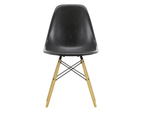 Eames Fiberglass Side Chair DSW, elephant hide grey/golden maple
