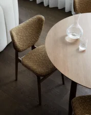 Oku Round Dining Table, natural oak