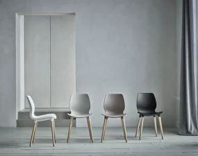 Seed Dining Chair Wood, oiled oak / mocca