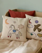 Naive Cushion Horse, off-white