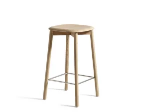 Soft Edge 82 Bar Stool Low, water-based oak