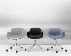 Form Armchair Swivel 5W Gaslift Black Alu, white