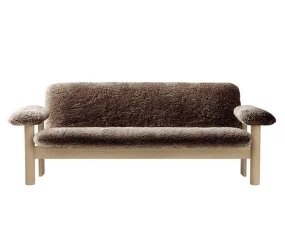 Brasilia Sofa, Sheepskin sahara/natural oak