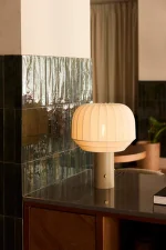 Tradition Table Lamp, white