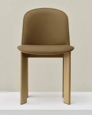 Chisel 65 Chair, lacquered oak / Grano cognac