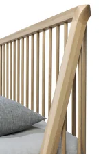 Spindle Bed, oak