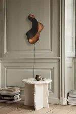 Oyster Wall Lamp, black