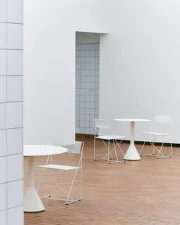 X-Line Chair, chalk white