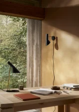 AJ Floor Lamp, black/brass