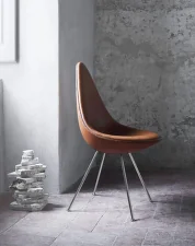 Drop™ Chair, chrome / Grace Leather Walnut