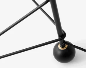 Tripod HM9 Table Lamp, black