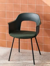 Layout Armchair 213 Seat Upholstery, black/pastel green/Relate 921