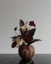 Bloom Vase Mini, almond