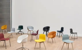 AAC 21 Chair Black Base, Divina 756