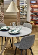 Copenhague CPH 20 Table Ø120, oak/oak veneer