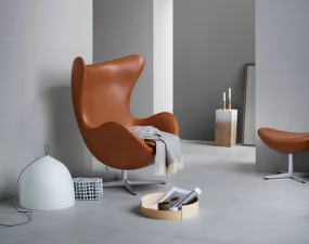Egg™ Chair, Essential leather