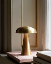 Como Portable Lamp, brass