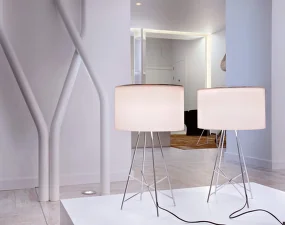 Ray T Table Lamp, white