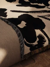 Cilla Tapestry Blanket, off-white/dark grape