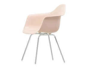 Eames Plastic Armchair DAX, pale rose