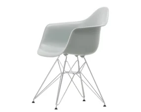 Eames Plastic Armchair DAR, light grey