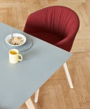 AAC 23 Chair Soft Oak Veneer, Remix 662