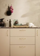 Curvature Handle, brass